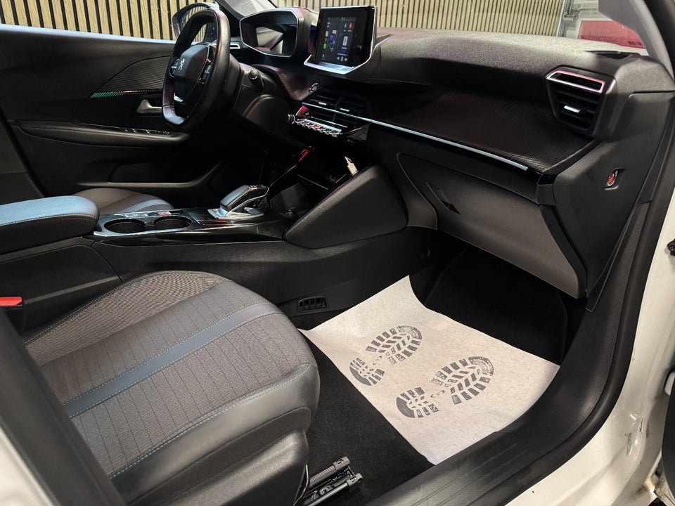 Peugeot e-208 50 Allure 5d