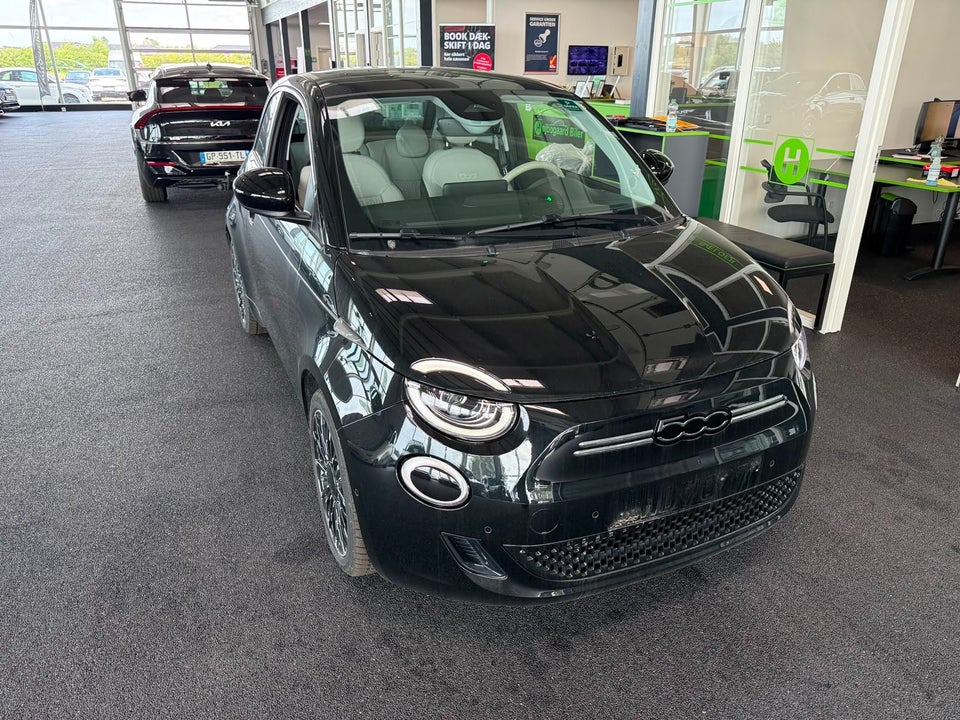 Fiat 500e 42 la Prima Sky 3d