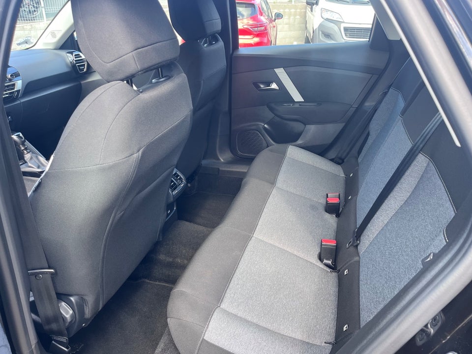 Citroën C4 1,2 PureTech 100 Attraction 5d