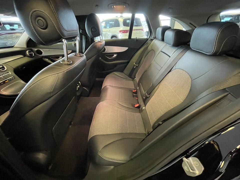 Mercedes C220 d 2,0 Avantgarde stc. aut. 5d