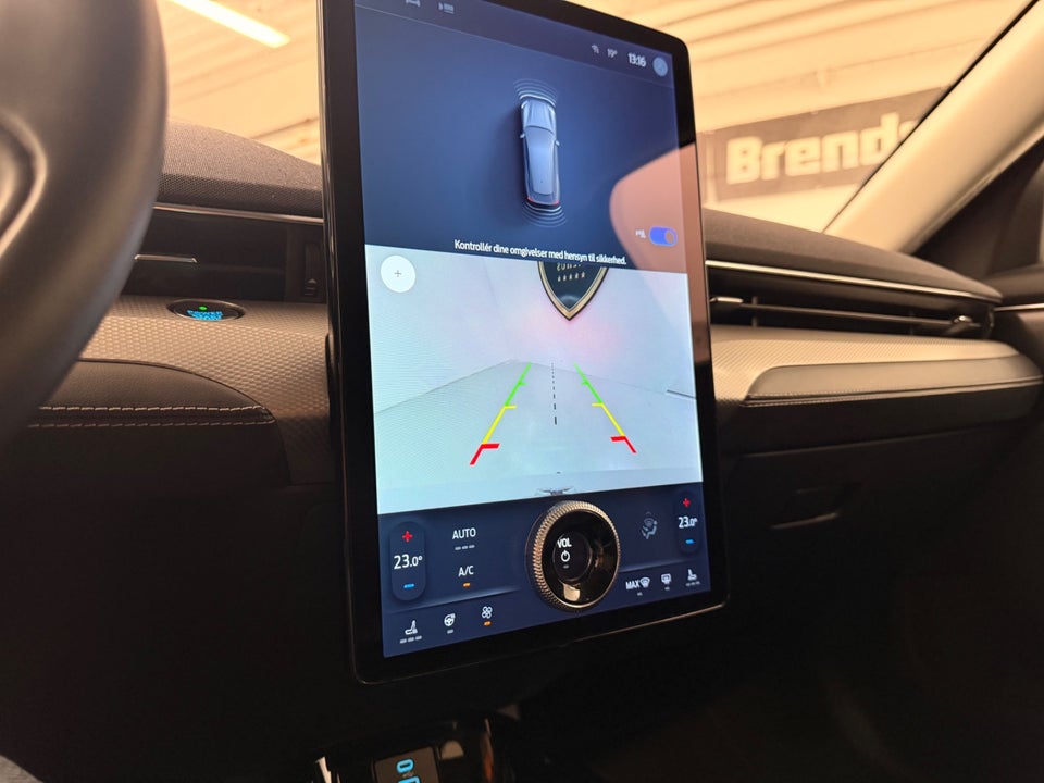 Ford Mustang Mach-E 68 Standard Range 5d