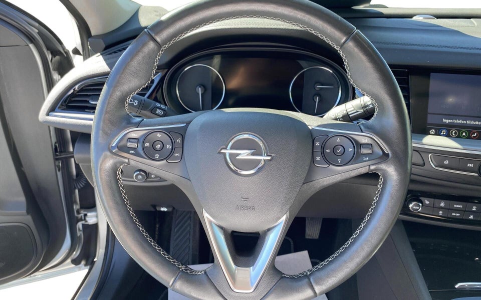 Opel Insignia 1,5 T 165 Dynamic Sports Tourer 5d