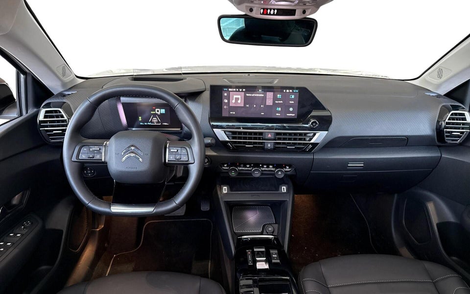 Citroën ë-C4 X 50 Shine 4d