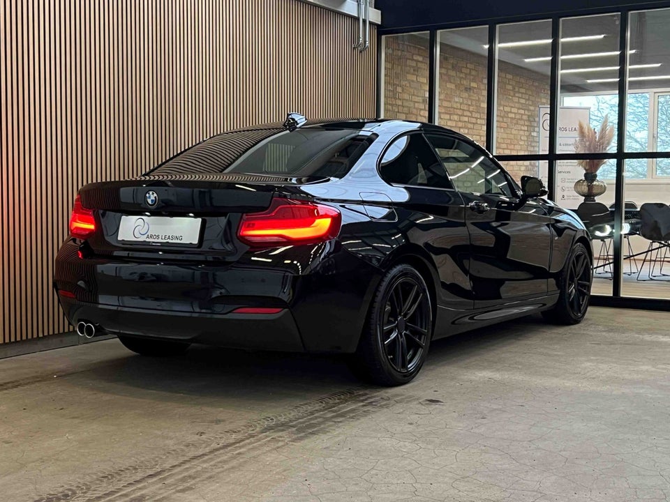 BMW 220i 2,0 Coupé M-Sport aut. 2d