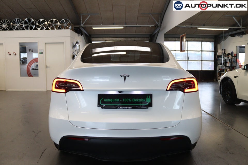 Tesla Model Y Long Range RWD 5d