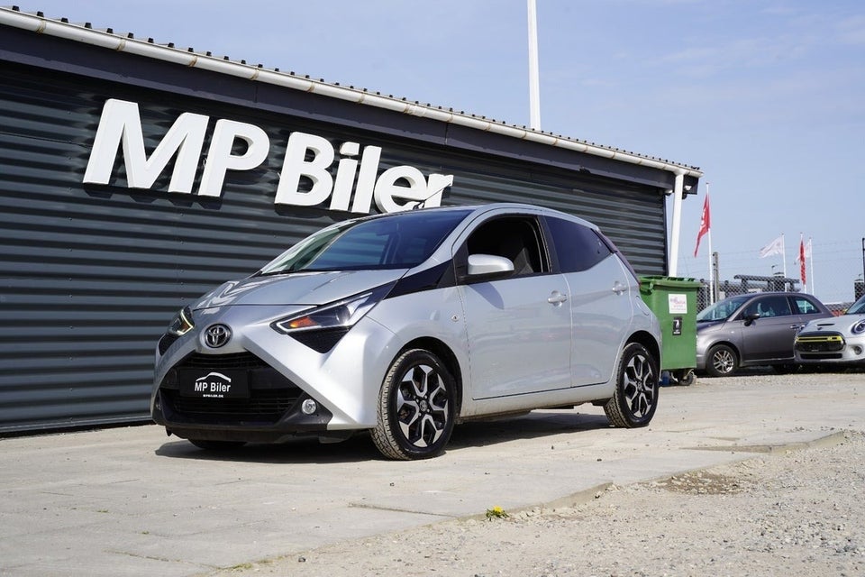 Toyota Aygo 1,0 VVT-i x-press 5d