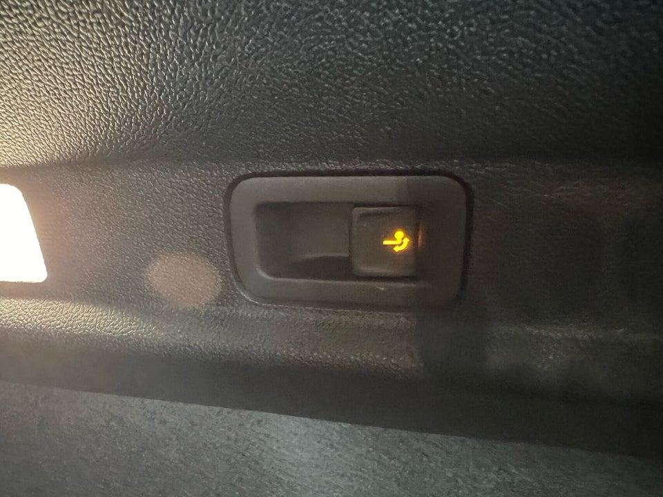 Ford Capri 77 Premium Extended Range 5d