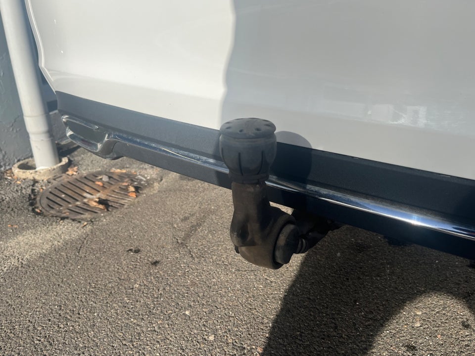 Mercedes C200 2,0 aut. 4d