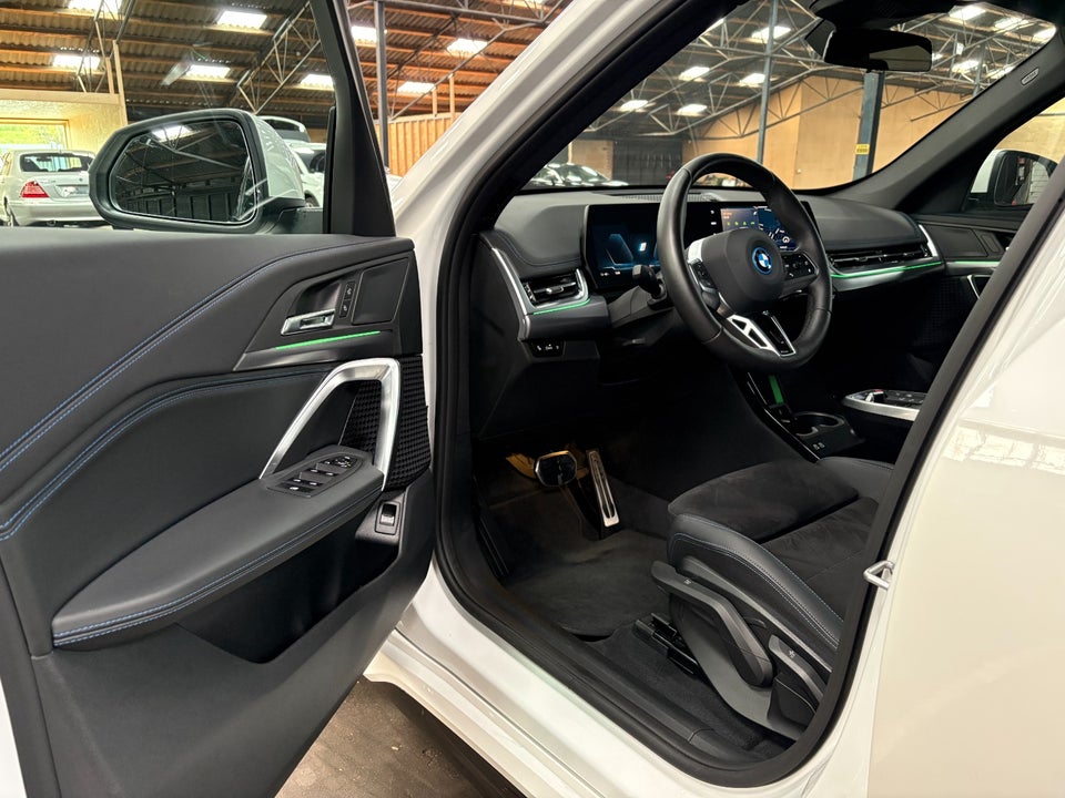 BMW iX1 xDrive30 M-Sport 5d