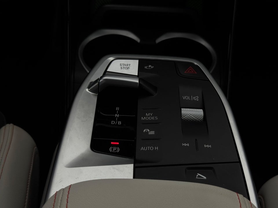 BMW iX2 eDrive20 M-Sport 5d