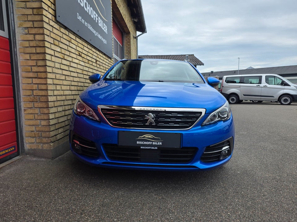 Peugeot 308 1,5 BlueHDi 130 Allure Pack SW EAT8 5d
