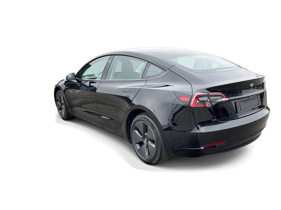 Tesla Model 3 Long Range RWD 4d