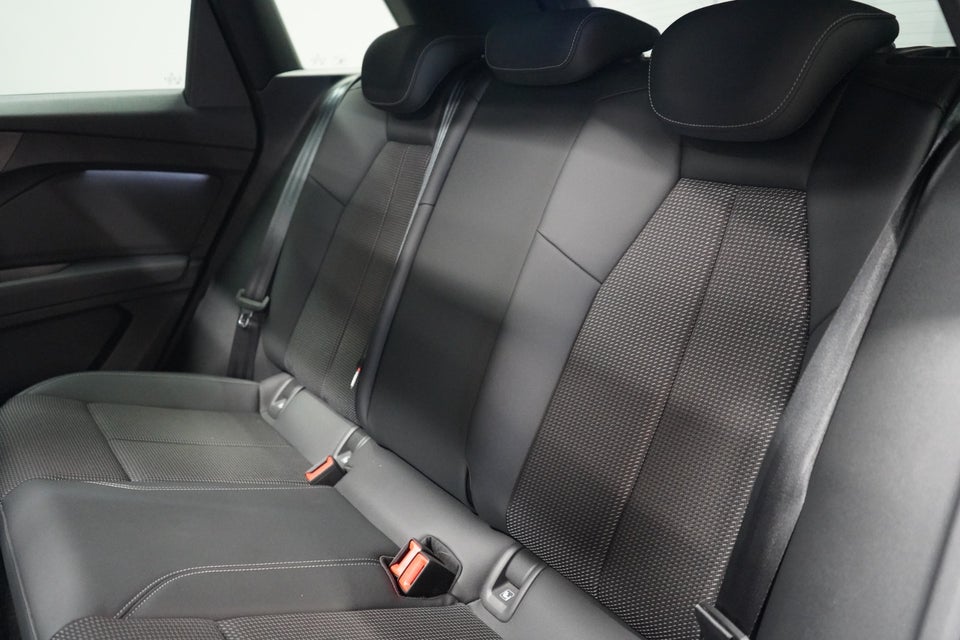 Audi Q4 e-tron 45 S-line 5d