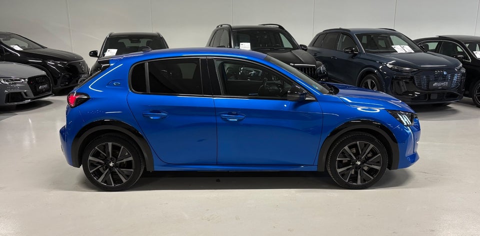 Peugeot e-208 50 GT 5d