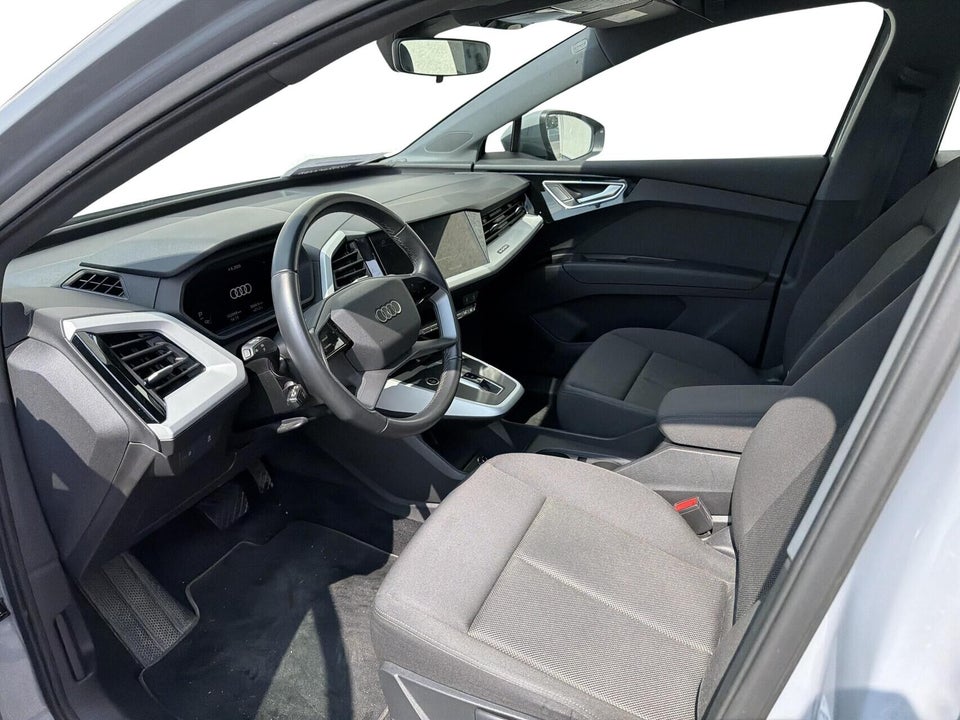 Audi Q4 e-tron 35 Attitude 5d