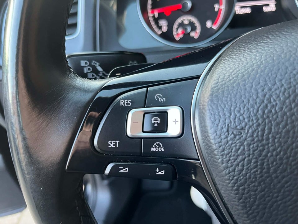 VW Golf VII 1,5 TSi 130 Comfortline DSG 5d