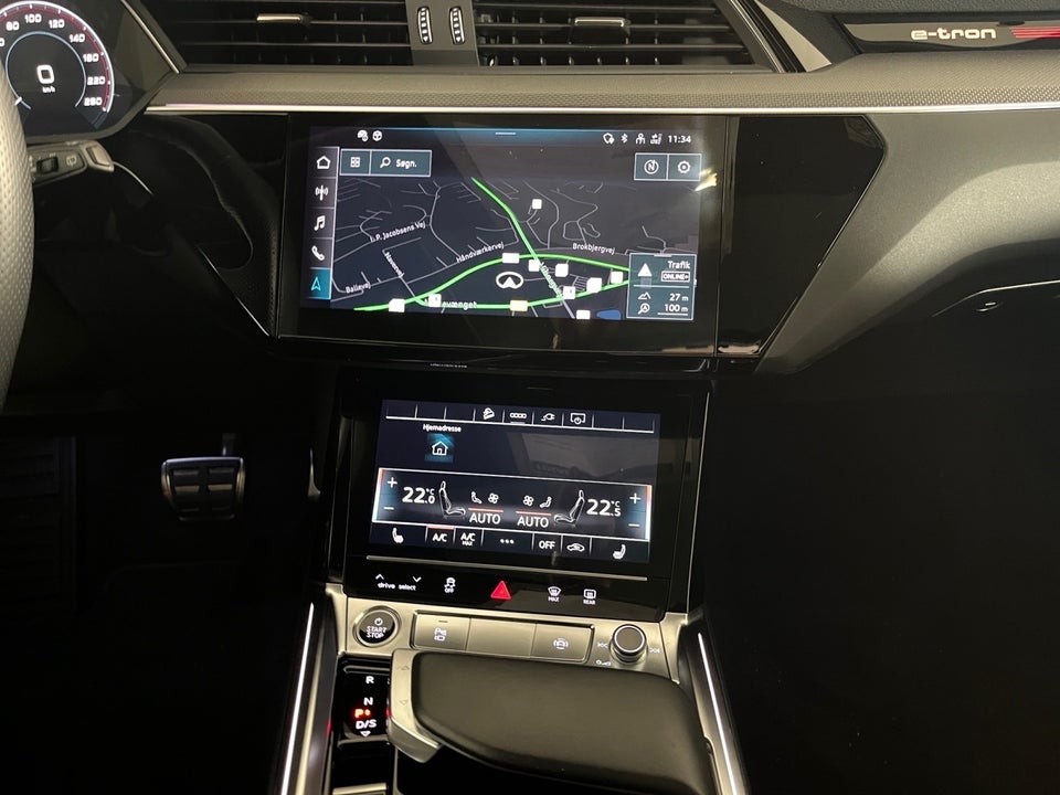 Audi Q8 e-tron 50 S-line quattro 5d