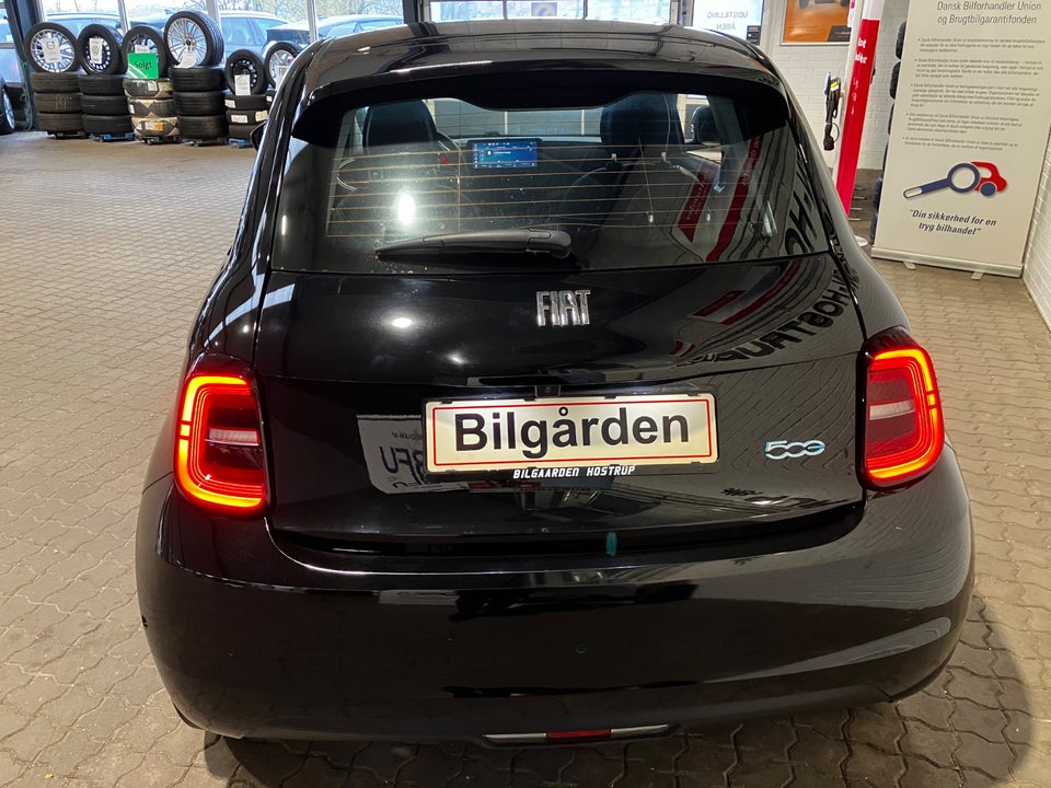 Fiat 500e 24 Icon 3d