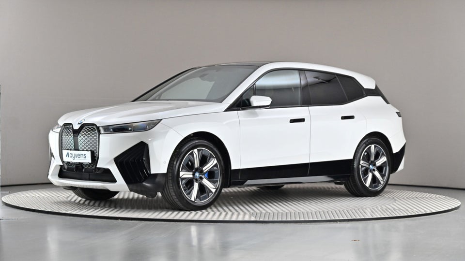BMW iX xDrive40 Supercharged 5d