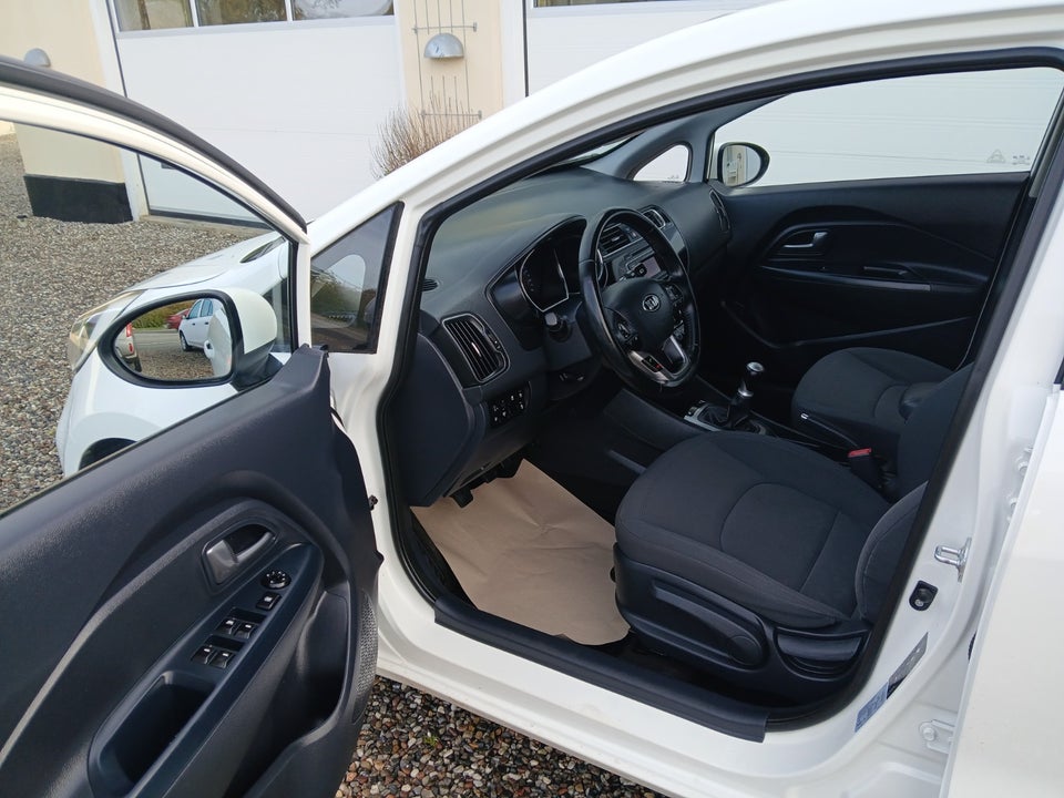 Kia Rio 1,2 CVVT Attraction 5d