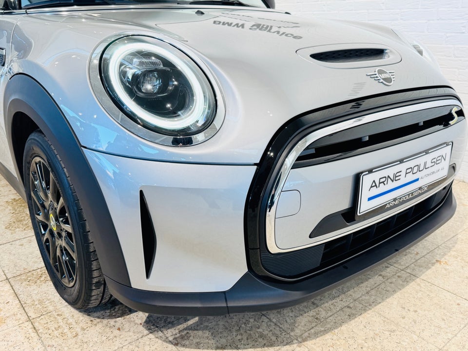 MINI Cooper SE Classic Trim 3d