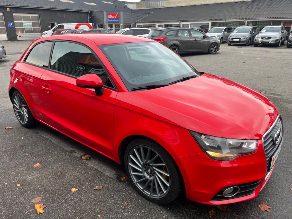 Audi A1 1,2 TFSi 86 Attraction 3d