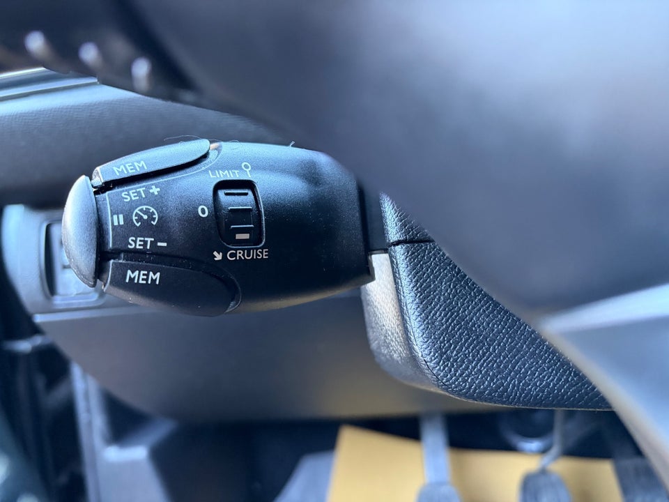 Peugeot 308 1,6 BlueHDi 120 Active SW 5d