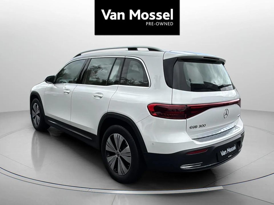 Mercedes EQB300 Progressive 4Matic Van 5d