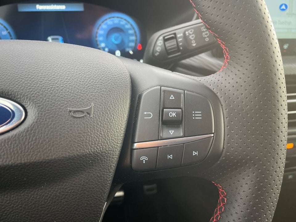 Ford Kuga 2,5 PHEV ST-Line X CVT 5d