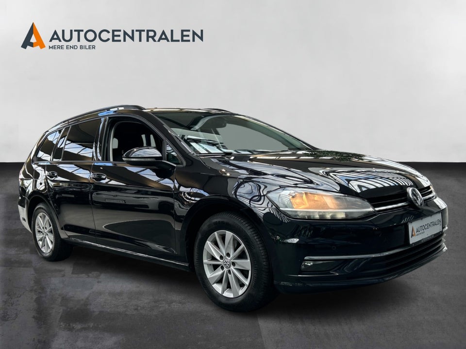 VW Golf VII 1,6 TDi 115 Comfortline Variant 5d