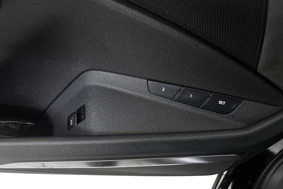 Audi e-tron 55 Advanced quattro 5d