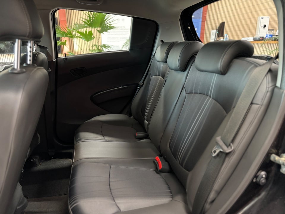 Chevrolet Spark 1,0 LT 5d