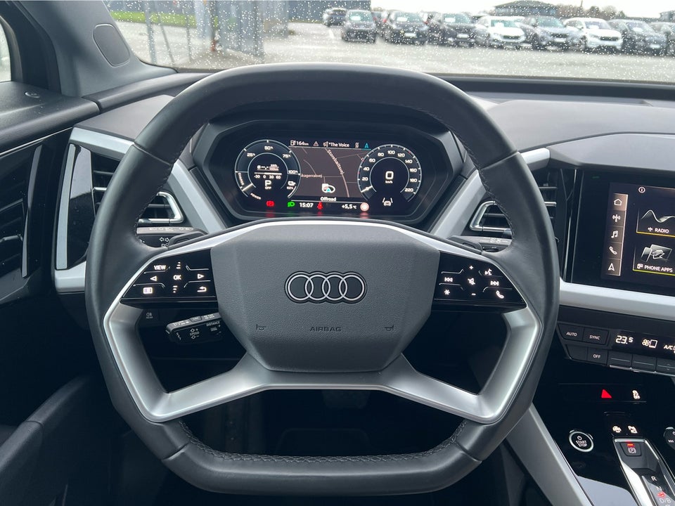 Audi Q4 e-tron 40  5d