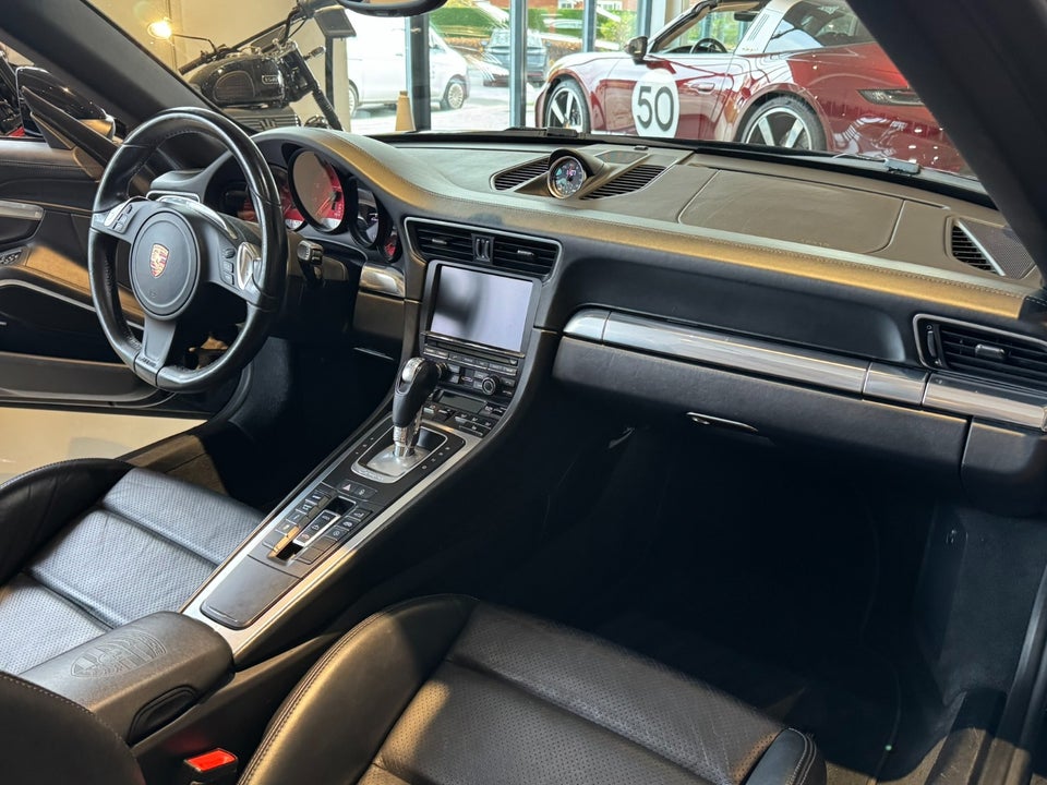 Porsche 911 Carrera 4S 3,8 Cabriolet PDK 2d