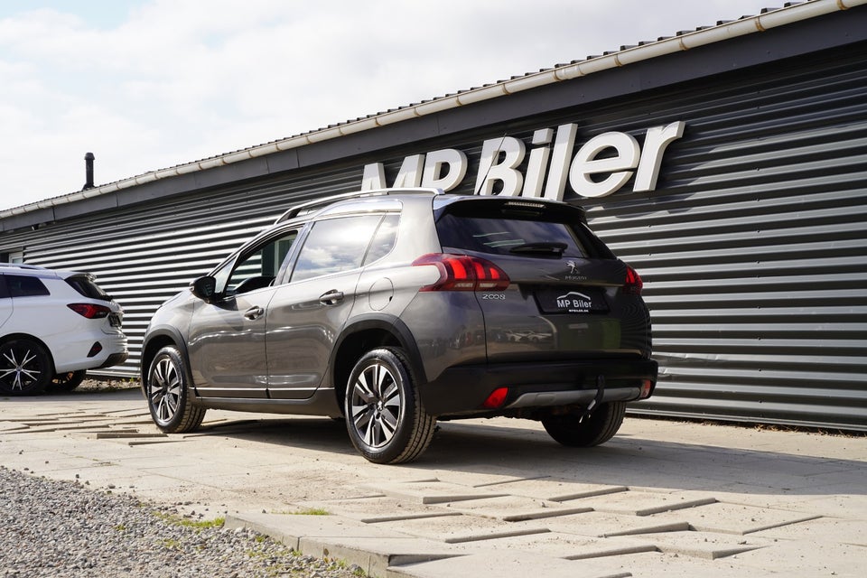 Peugeot 2008 1,5 BlueHDi 100 Allure Sky 5d