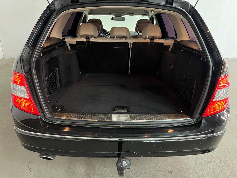 Mercedes C220 2,2 CDi Avantgarde stc. aut. 5d