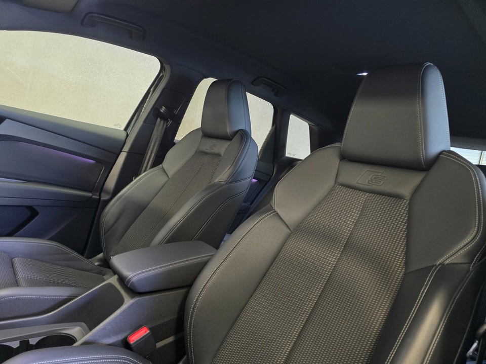 Audi Q4 e-tron 50 S-line quattro 5d