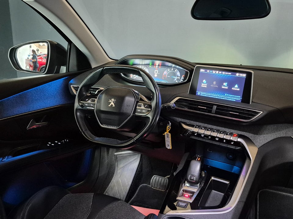 Peugeot 3008 1,2 e-THP 130 Allure EAT6 5d