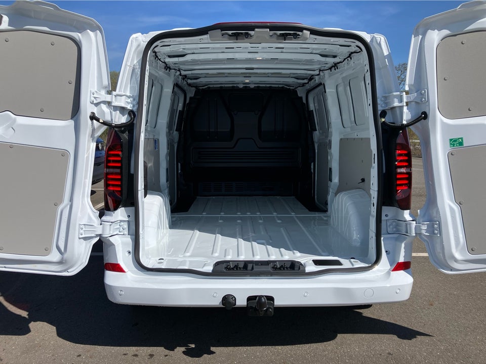 VW Transporter 2,0 TDi 150 Comfort Kassevogn aut. LWB
