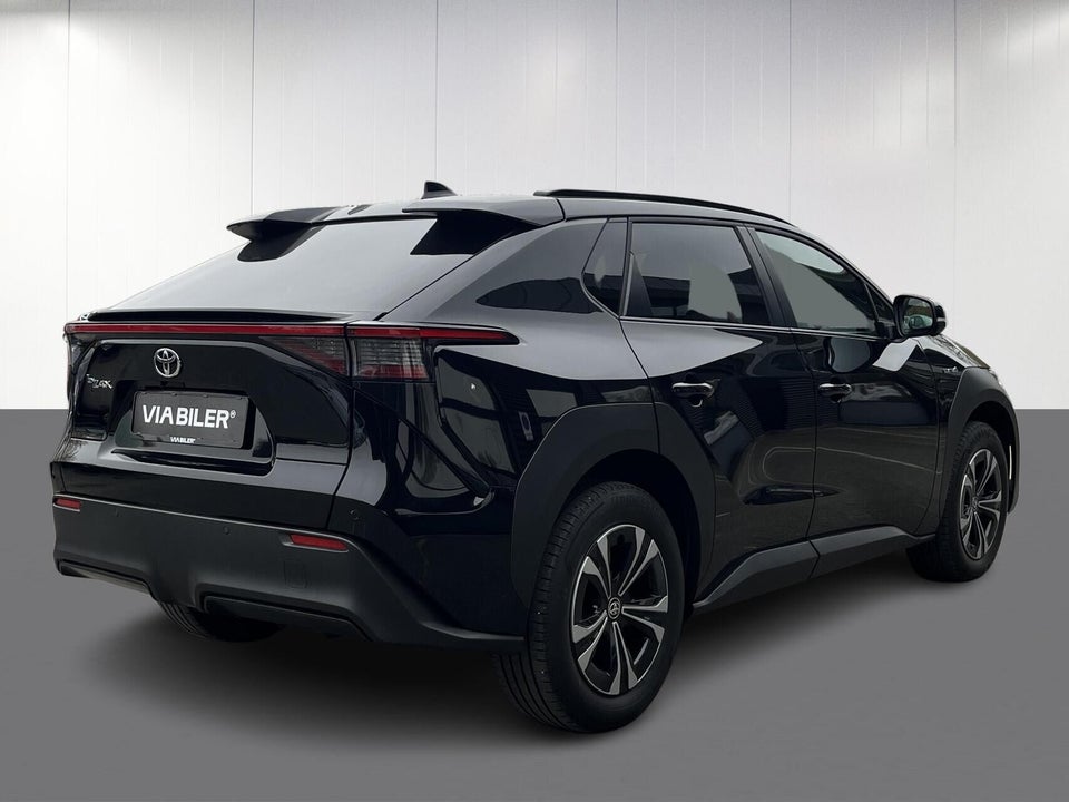 Toyota bZ4X Active 5d