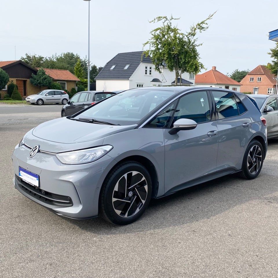 VW ID.3 58 Pro 75 Years Edition 5d