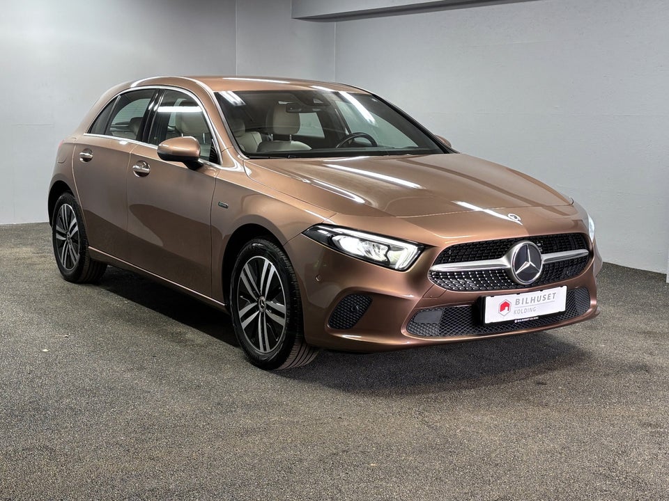 Mercedes A250 e 1,3 Progressive aut. 5d