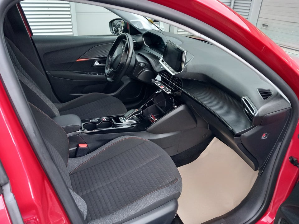 Peugeot e-208 50 Active 5d
