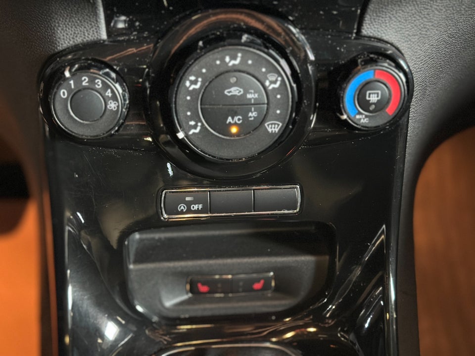 Ford Fiesta 1,0 SCTi 100 Titanium 5d