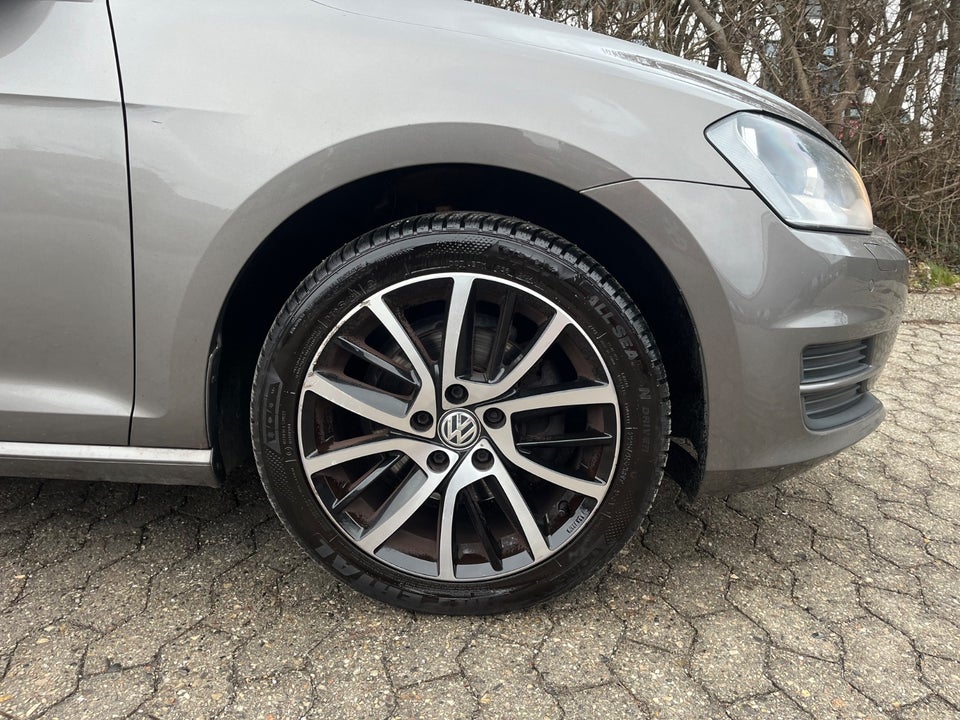 VW Golf VII 1,4 TSi 122 Highline BMT 5d