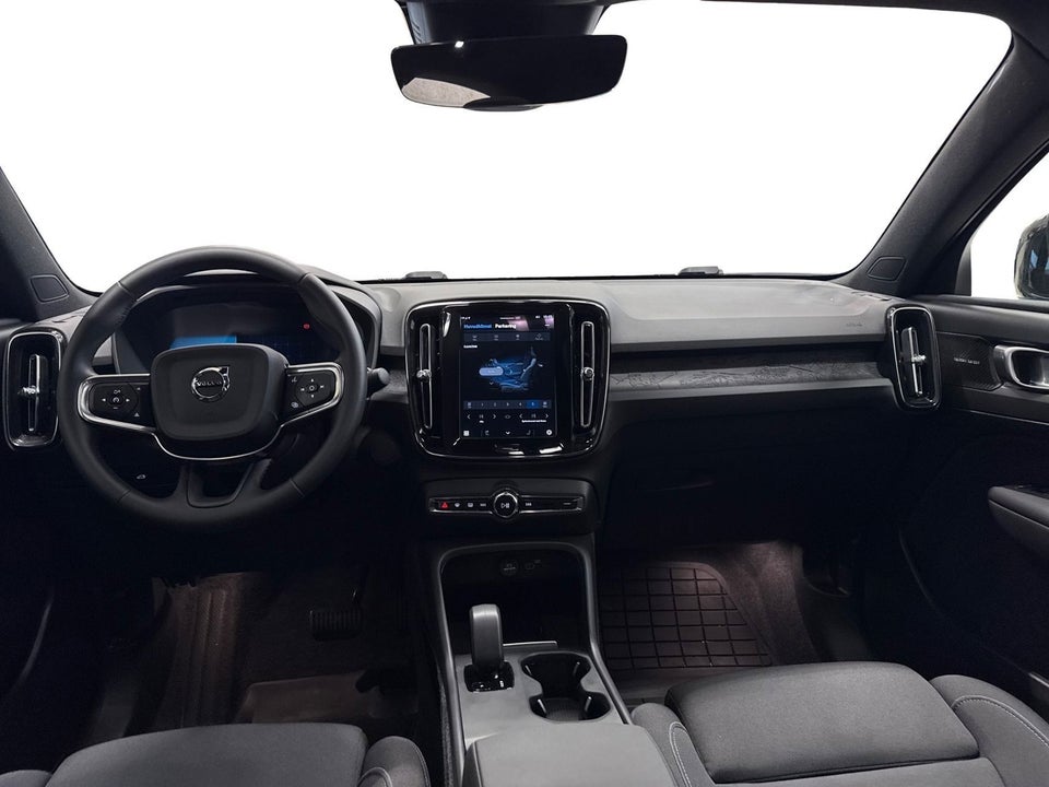 Volvo EC40 Extended Range Black Edition 5d