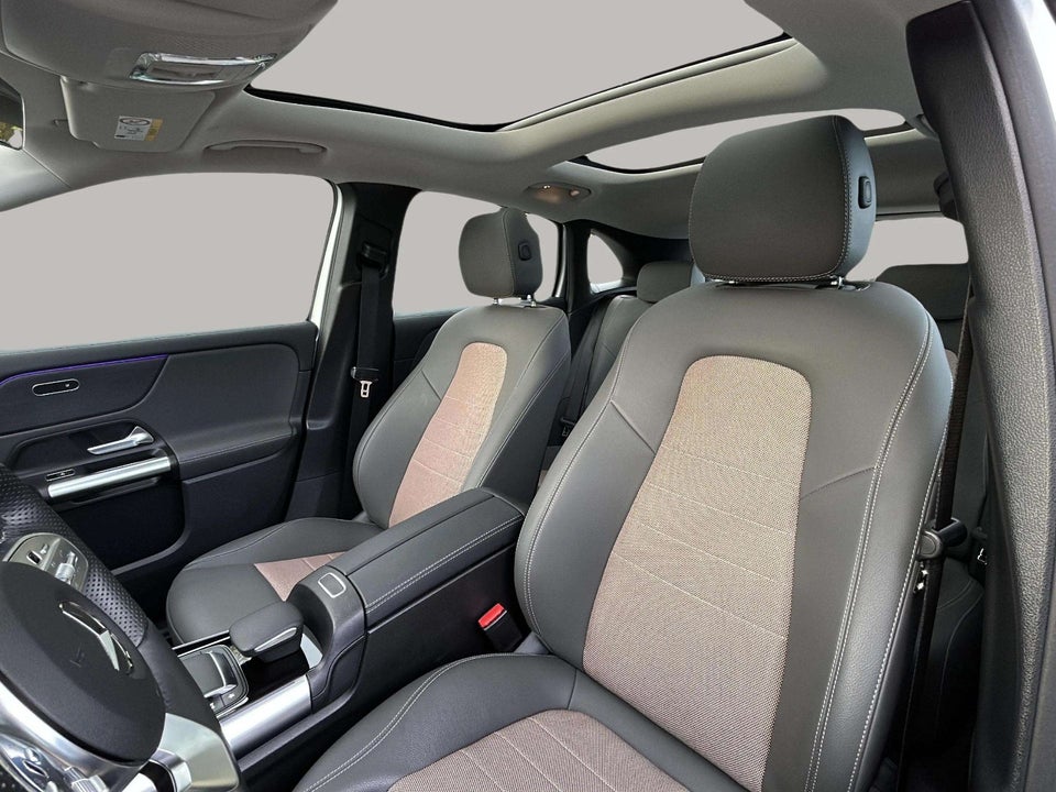 Mercedes EQA250+ Electric Art 5d