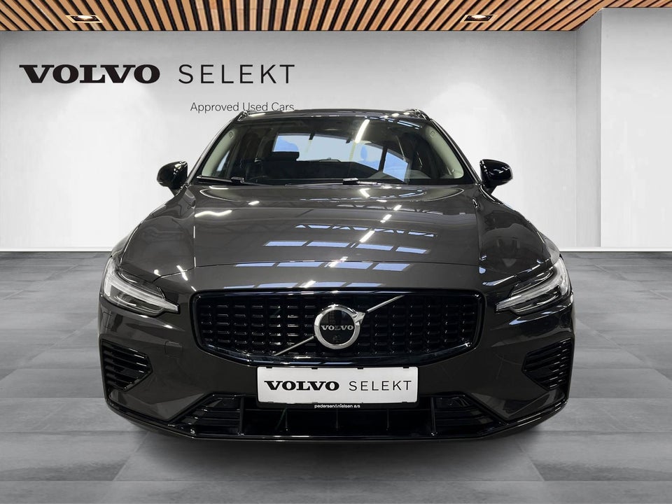 Volvo V60 2,0 T6 ReCharge Plus Dark aut. AWD 5d