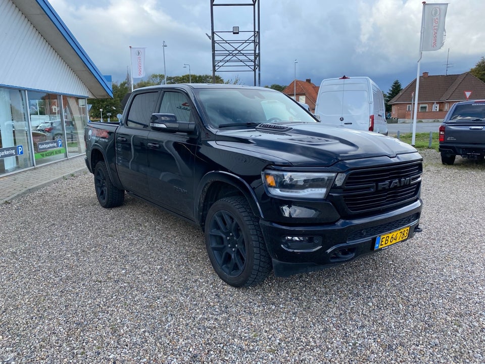 Dodge RAM 1500 5,7 V8 Hemi Laramie Night aut. 4d