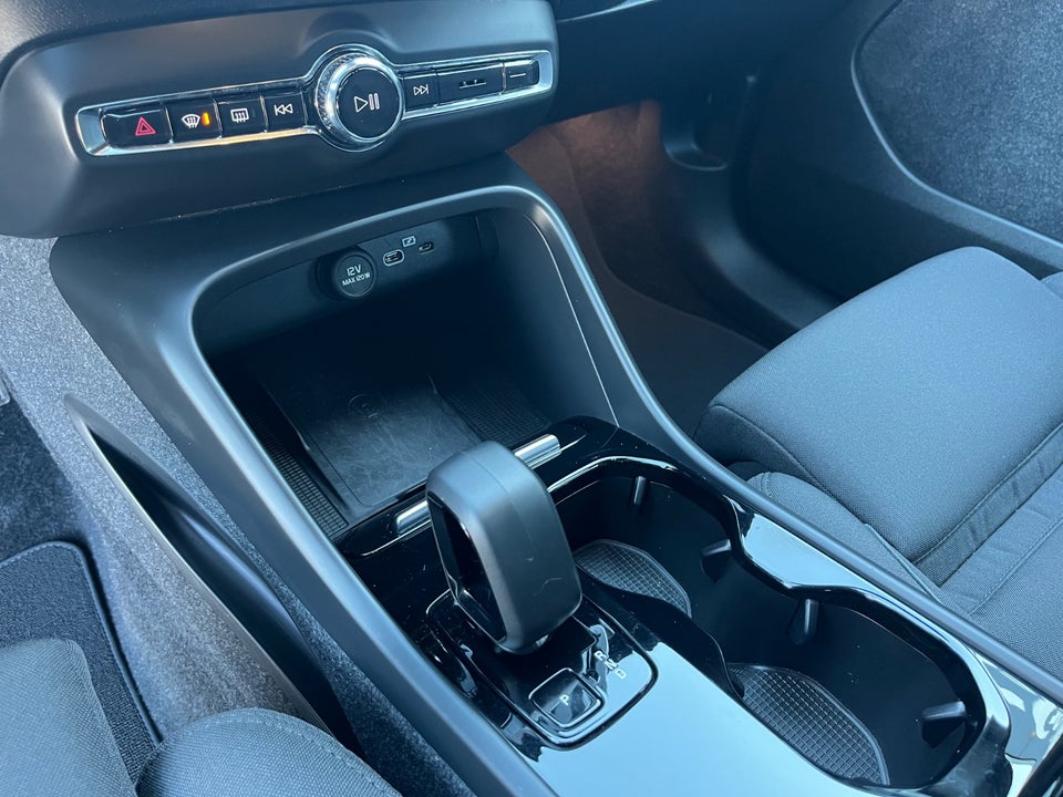 Volvo XC40 P6 ReCharge Core 5d